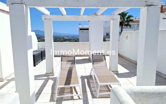 Resale - Apartment - Casares - Doña Julia