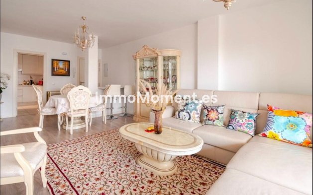 Wiederverkauf - Wohnung - Marbella - Nueva Andalucía