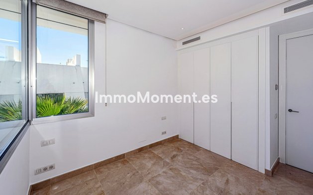 Reventa - Adosado - Marbella - Río Real