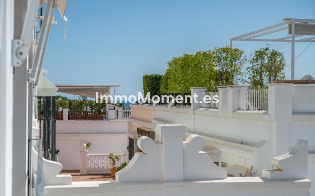 Bestaande woning - Geschakelde woning - Marbella - Nueva Andalucía