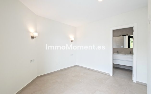 Resale - Apartment - Torremolinos - Montemar