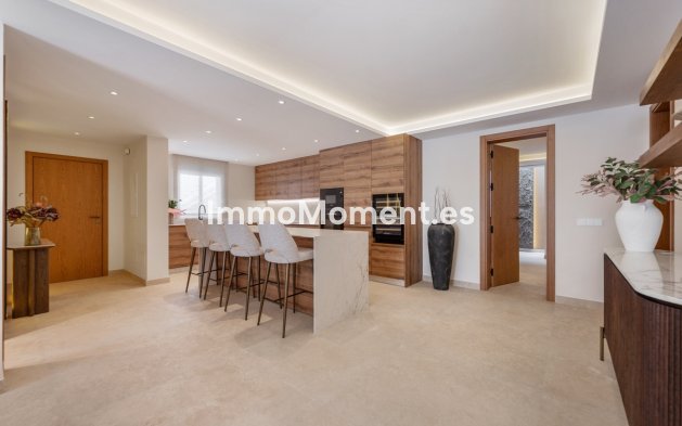 Wiederverkauf - Wohnung - Marbella - Nueva Andalucía