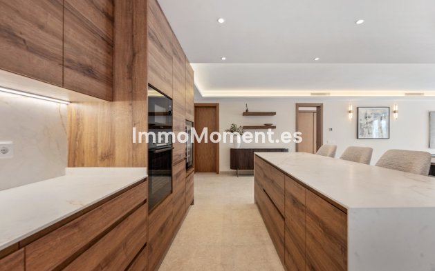 Wiederverkauf - Wohnung - Marbella - Nueva Andalucía