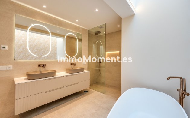 Wiederverkauf - Wohnung - Marbella - Nueva Andalucía