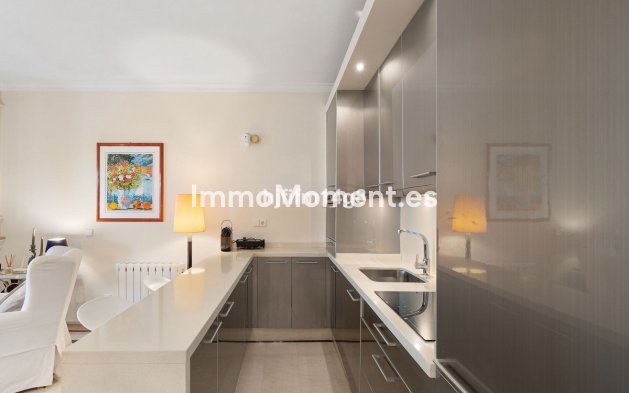 Wiederverkauf - Wohnung - Marbella - Nueva Andalucía