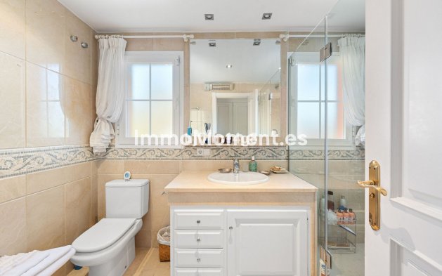 Wiederverkauf - Wohnung - Marbella - Nueva Andalucía