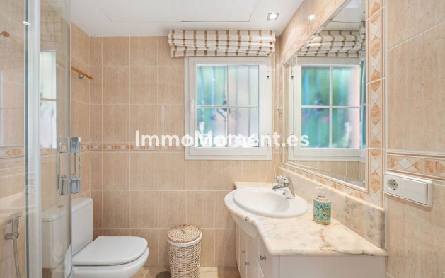 Wiederverkauf - Wohnung - Marbella - Nueva Andalucía