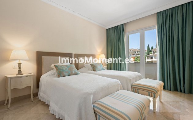 Wiederverkauf - Wohnung - Marbella - Nueva Andalucía