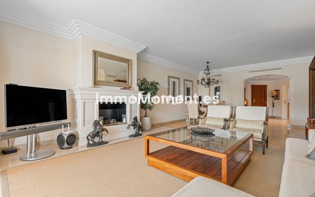 Wiederverkauf - Wohnung - Marbella - Nueva Andalucía