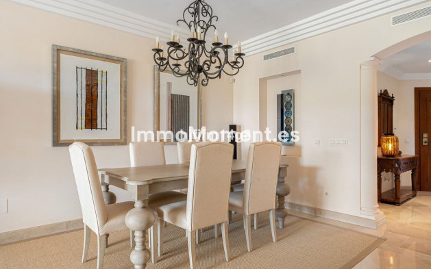 Wiederverkauf - Wohnung - Marbella - Nueva Andalucía