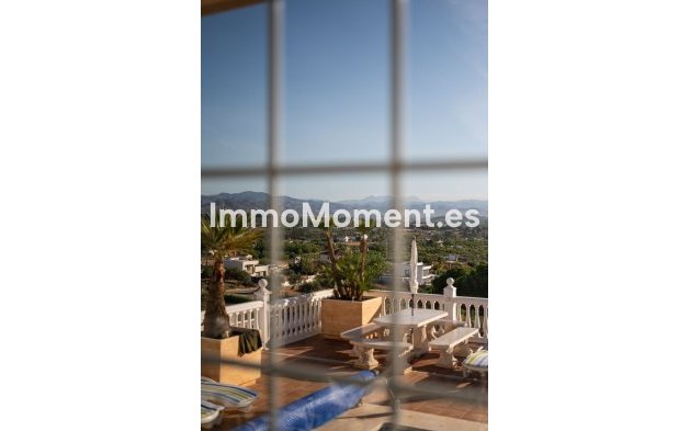 Resale - Villa - Inland  - Alhaurín el Grande Centro