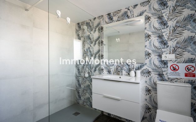Resale - Villa - Inland  - Alhaurín el Grande Centro