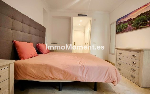 Resale - Apartment - Casares - Casares Centro