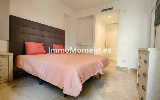 Resale - Apartment - Casares - Casares Centro