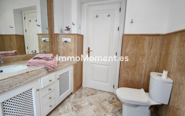 Resale - Apartment - Casares - Casares Centro