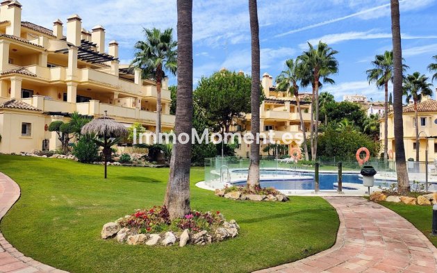 Resale - Apartment - Casares - Casares Centro