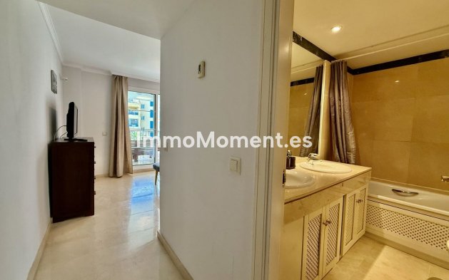 Resale - Apartment - Sotogrande - Sotogrande Puerto