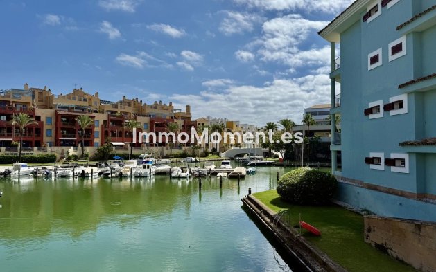 Resale - Apartment - Sotogrande - Sotogrande Puerto