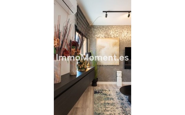 Resale - Apartment - Fuengirola - Fuengirola Centro