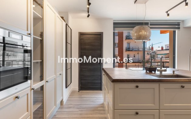 Resale - Apartment - Fuengirola - Fuengirola Centro