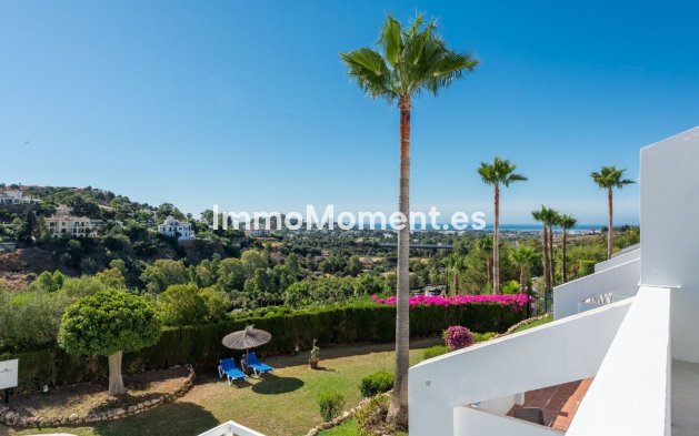 Resale - Apartment - Benahavís - La Quinta