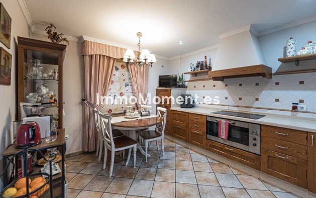 Resale - Apartment - Fuengirola - Los Pacos