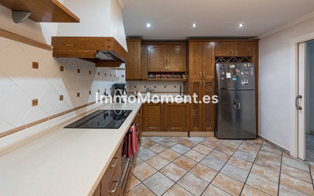 Resale - Apartment - Fuengirola - Los Pacos