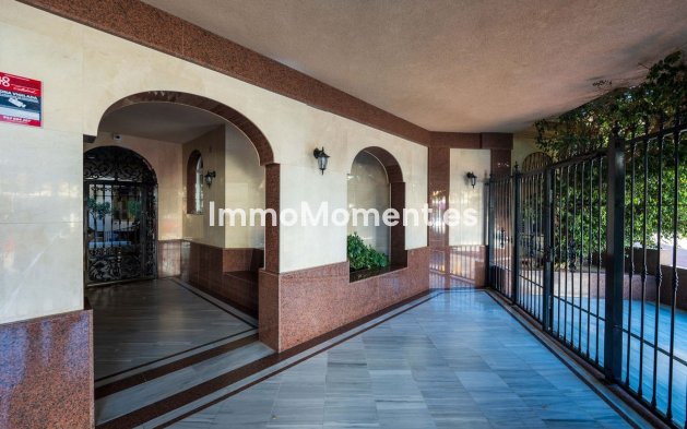 Resale - Apartment - Fuengirola - Los Pacos
