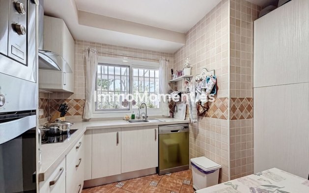 Bestaande woning - Geschakelde woning - Marbella - Nagüeles