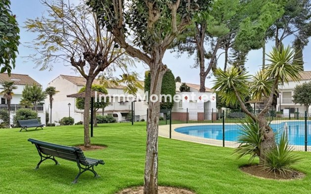 Bestaande woning - Geschakelde woning - Marbella - Nagüeles