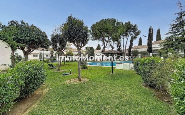 Bestaande woning - Geschakelde woning - Marbella - Nagüeles