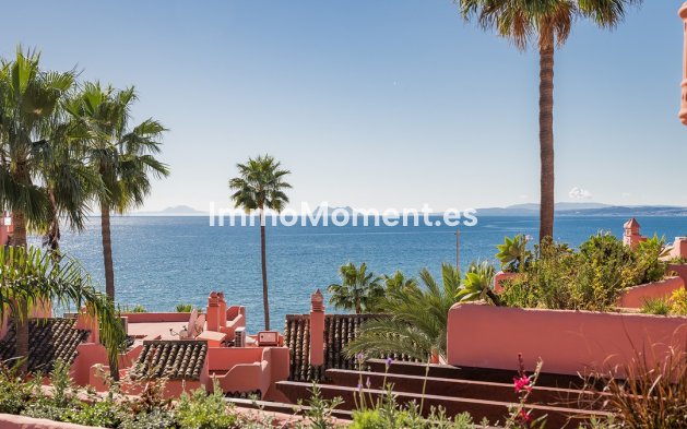 Resale - Apartment - Estepona - Estepona Centro