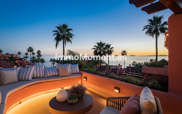 Resale - Apartment - Estepona - Estepona Centro
