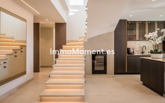 Resale - Apartment - Estepona - Estepona Centro