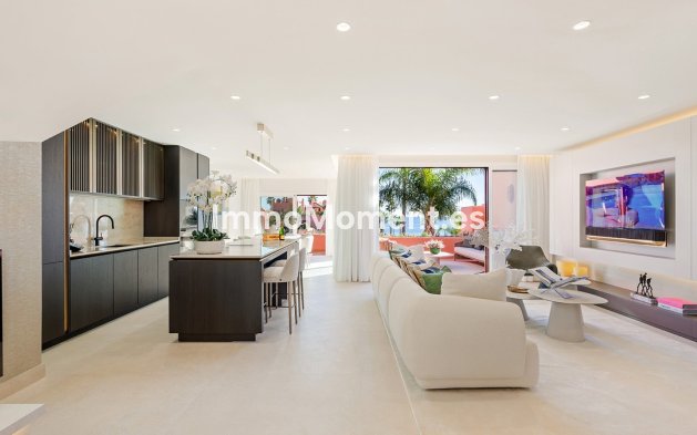 Resale - Apartment - Estepona - Estepona Centro
