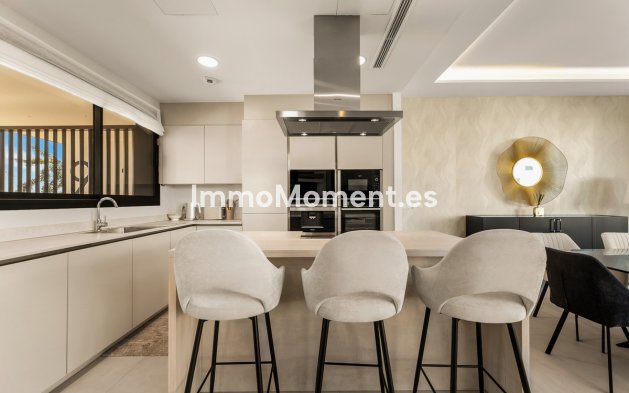 Revente - Villa - Marbella - Río Real