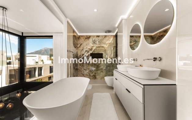 Revente - Villa - Marbella - Río Real