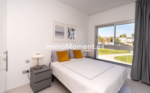 Reventa - Apartamento - Estepona  - Bel Air