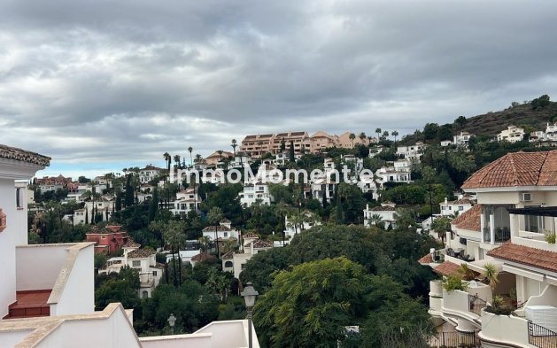 Wiederverkauf - Wohnung - Marbella - Nueva Andalucía