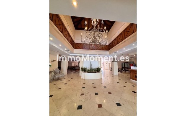 Bestaande woning - Appartement - Estepona  - Estepona Centro
