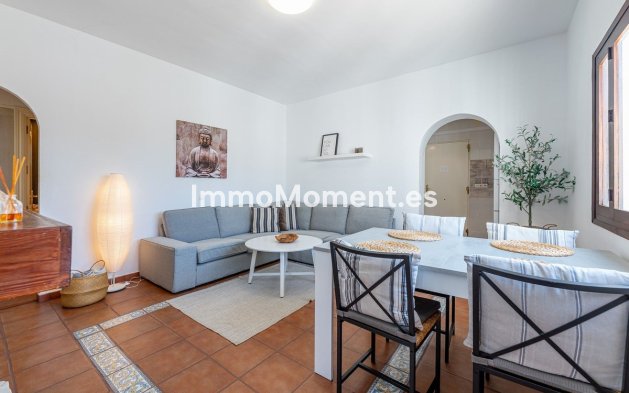 Wiederverkauf - Freistehende Villa - Benalmadena - La Capellania