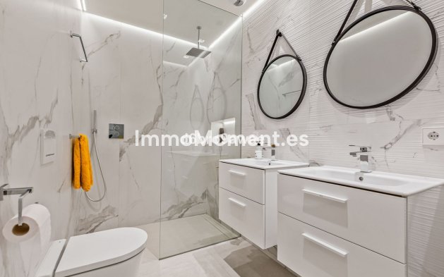 Wiederverkauf - Villa - Marbella - Marbesa