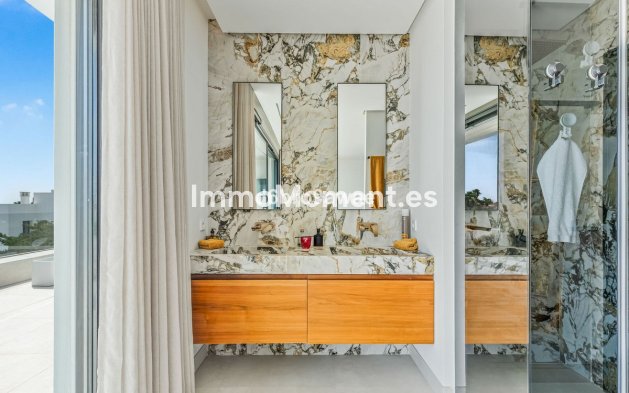 Wiederverkauf - Villa - Marbella - Marbesa