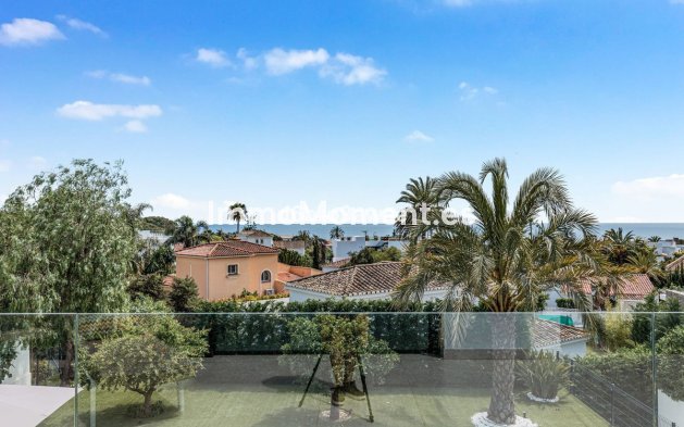 Wiederverkauf - Villa - Marbella - Marbesa