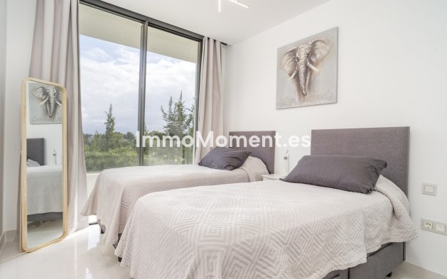 Reventa - Apartamento - Estepona  - Estepona Centro