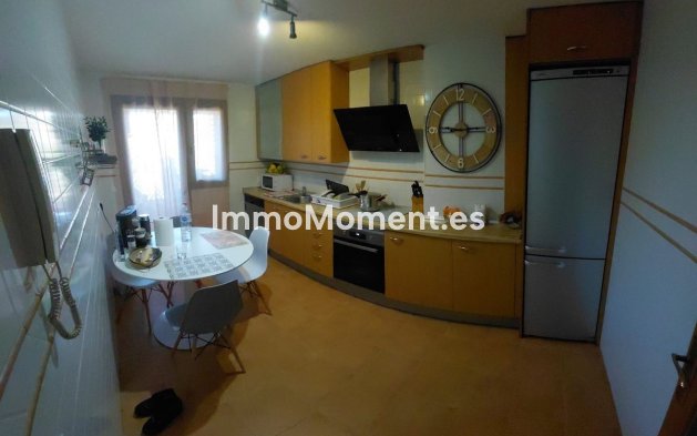 Bestaande woning - Appartement - Estepona  - Estepona Centro