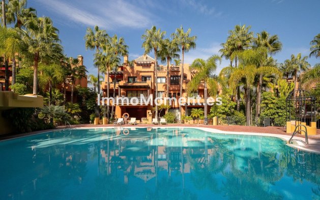 Wiederverkauf - Wohnung - Marbella - Nueva Andalucía