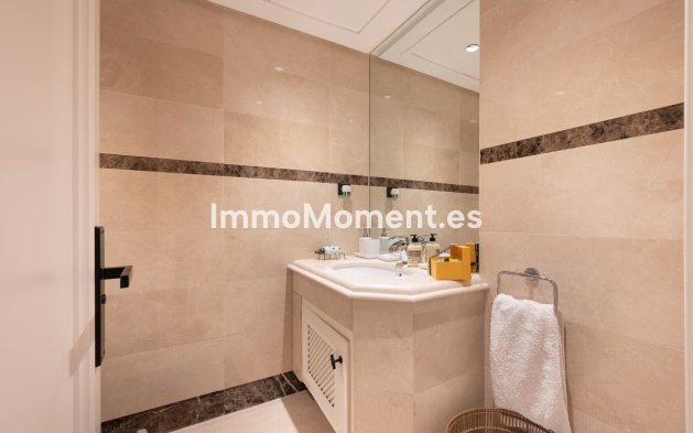 Wiederverkauf - Wohnung - Marbella - Nueva Andalucía