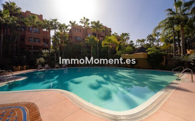 Wiederverkauf - Wohnung - Marbella - Nueva Andalucía
