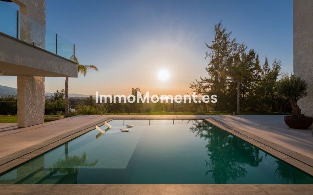 Resale - Villa - Benahavís - Benahavís Centro